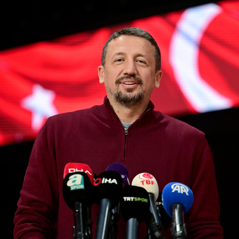 "Hidayet Türkoğlu, FIBA'nın Onur Listesi'nde Kendine Yer Buldu!"