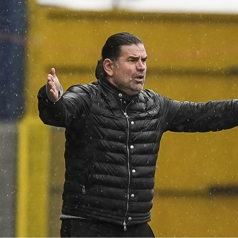 Iğdır FK, İbrahim Üzülmez ile olan sözleşmesini sonlandırdı