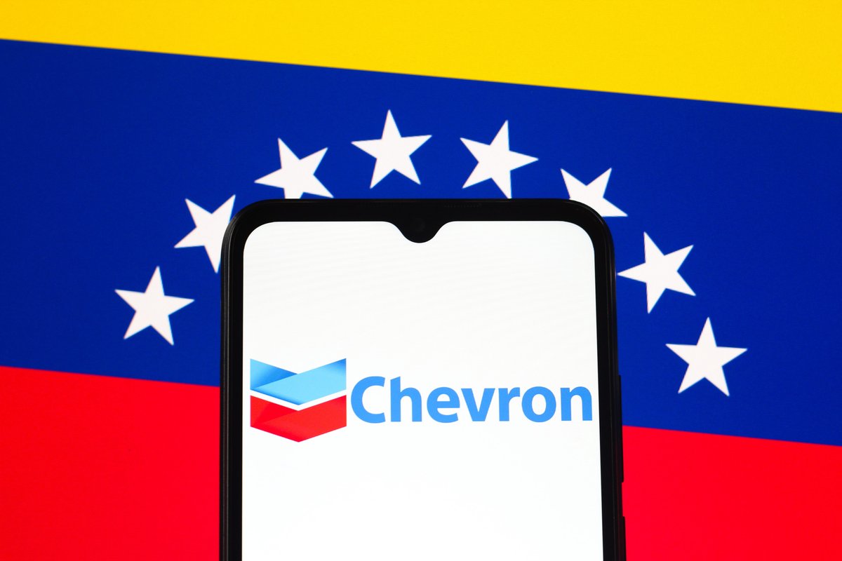 Warren Buffett’ın Chevron yatırımı, ABD: Venezuela'da petrol patlaması yaşarsa kazanç sağlayabilir.