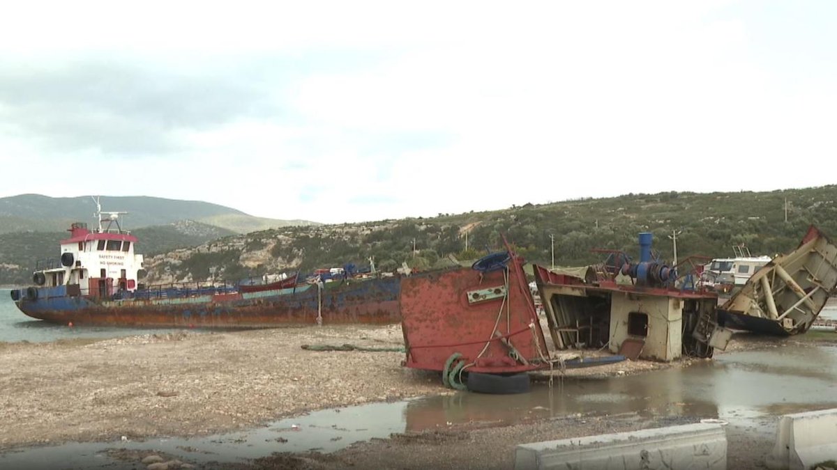Urla sahilinde yasadışı gemi sökümüne: 2,3 milyon lira ceza kesildi