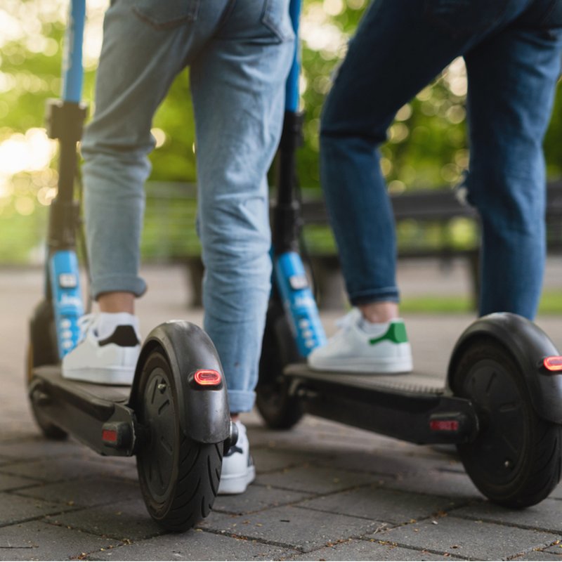 Elektrikli scooterlar motosikletlerden: üç kat daha tehlikeli