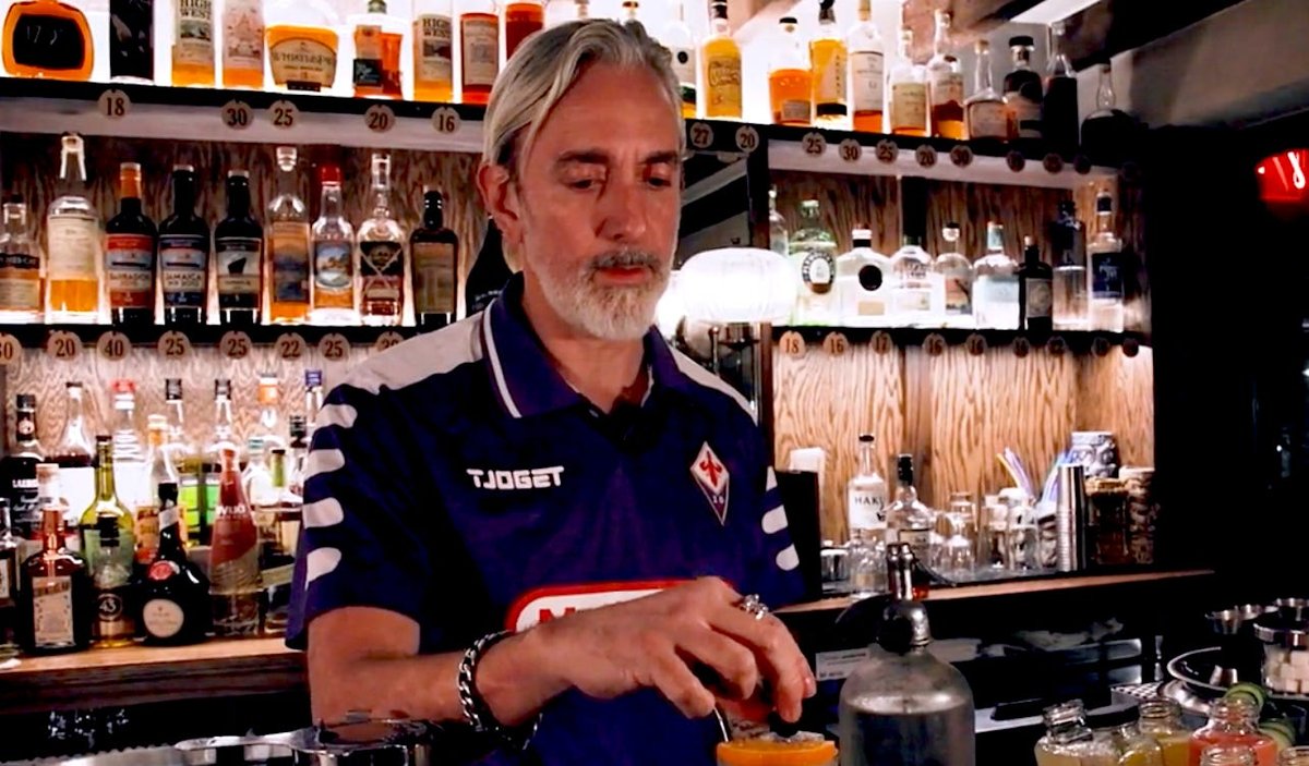 I stopped bartending full-time to sell ice. My company now makes nearly $3 million a year, catering to Michelin-starred restaurants in New York City.