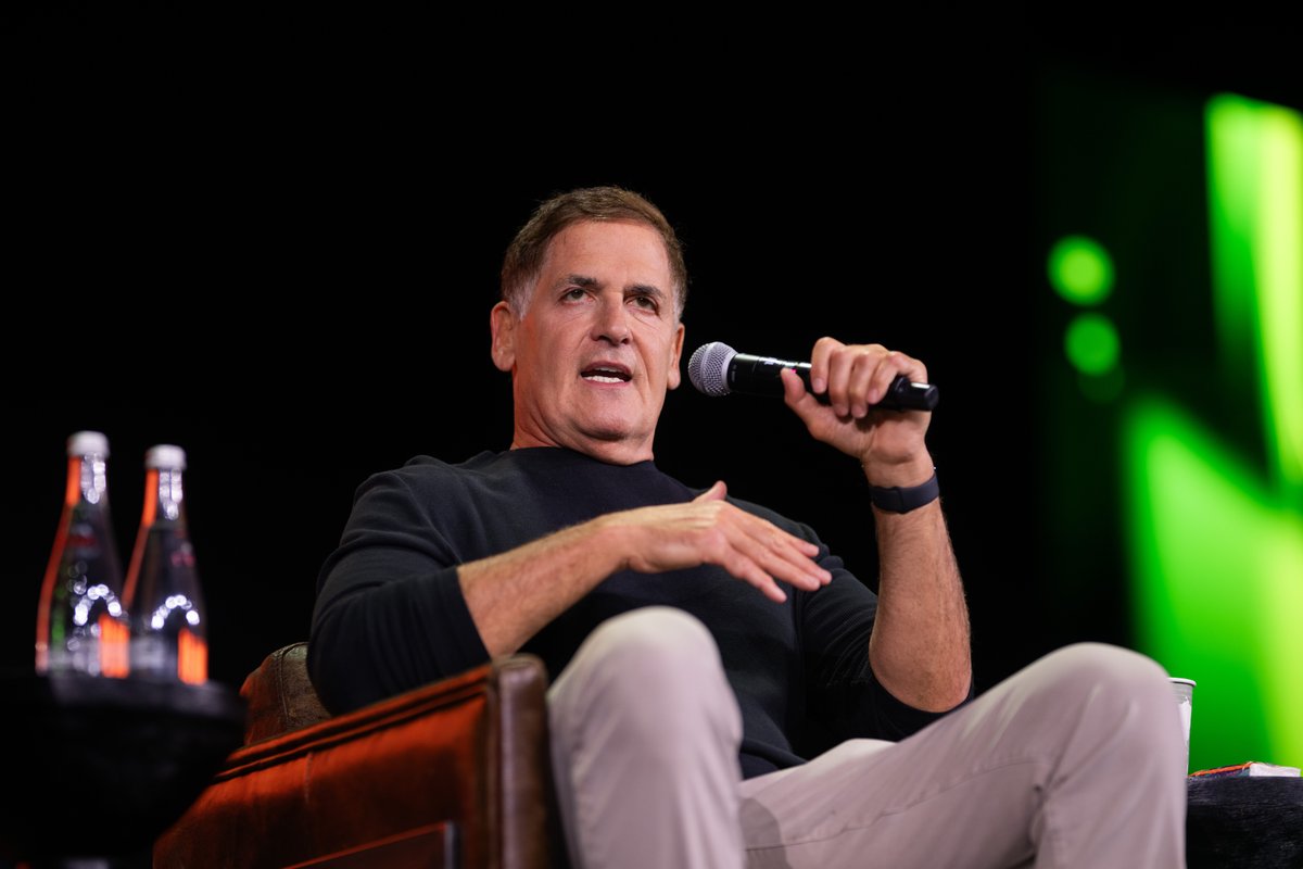 Mark Cuban, yapay zekanın hem 'saçma' hem: de işletmeler için kritik bir araç olduğunu belirtiyor.