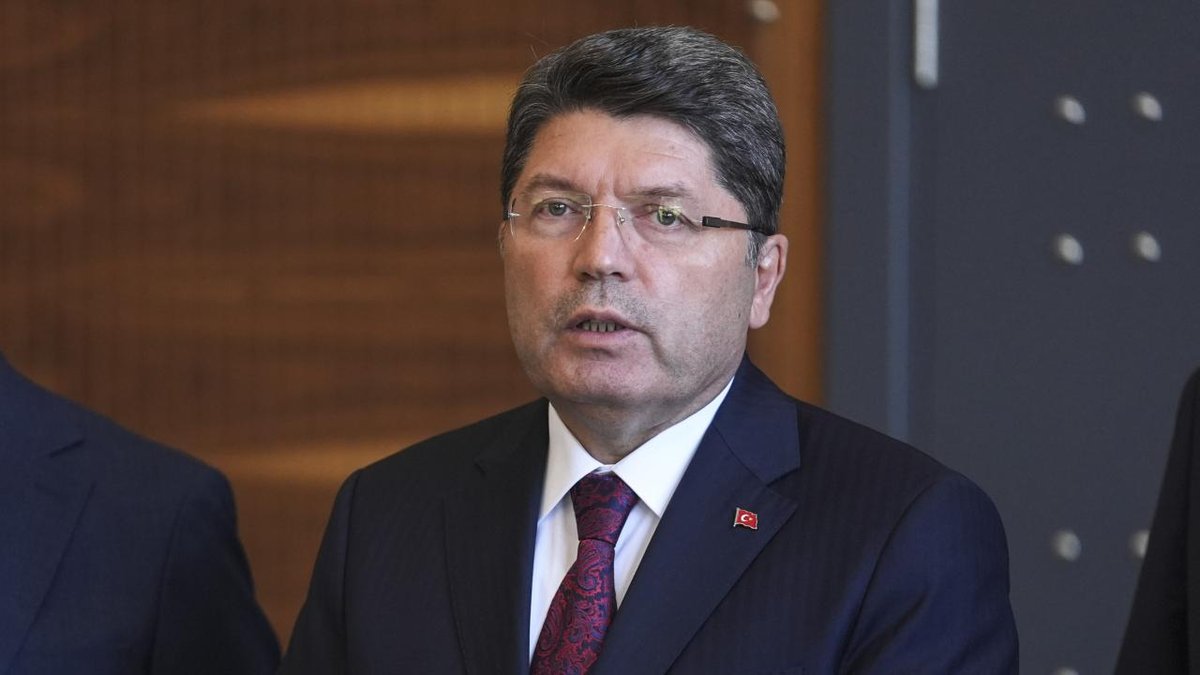 Bakan Tunç: 6 Şubat'taki depremlerle bağlantılı olarak 3 bin 673 kişi hakkında yasal işlem başlatıldı