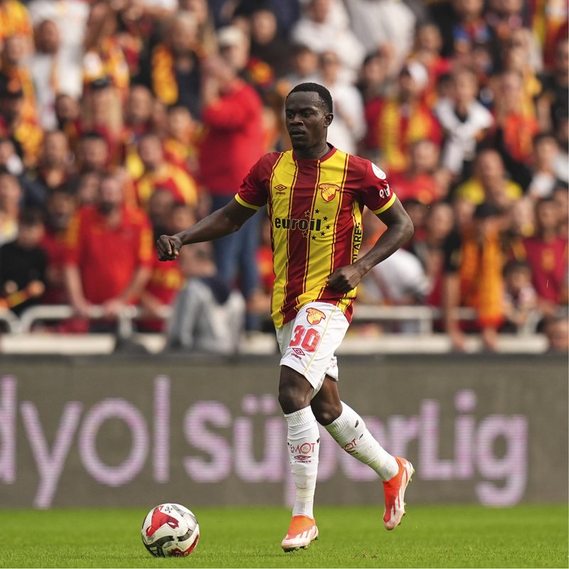 Göztepe için olumsuz gelişme: Oyuncu kadrodan elendi!