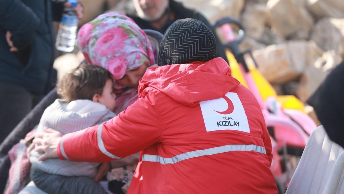"Türk Kızılay, afet bölgesine: yardım faaliyetlerine devam edecek"