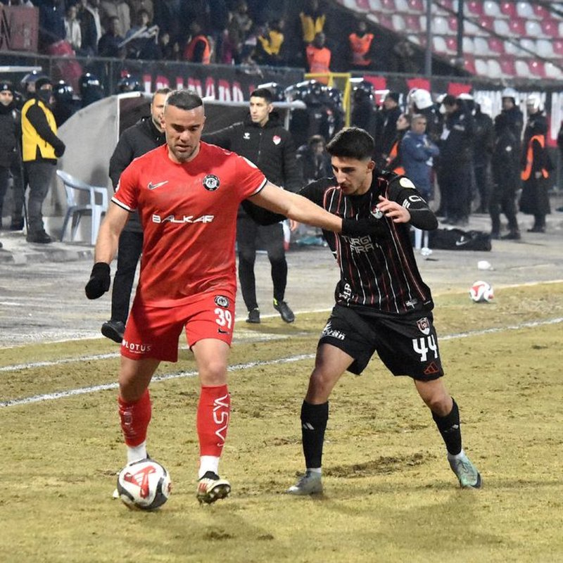 "Van Spor FK, ikinci devrede etkisini göstermeye başladı!"