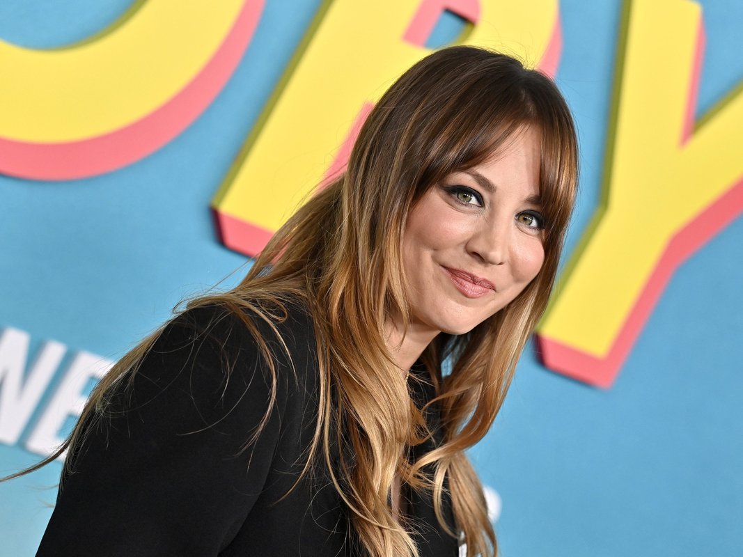 Kaley Cuoco, 40 yaşına girmenin hayatında ve: ebeveynlikte ona sağladığı büyük bir avantajı paylaşıyor.