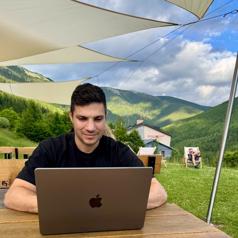 I'm a tech founder who spent years in big: cities. Living in Prague helps me focus and avoid FOMO.