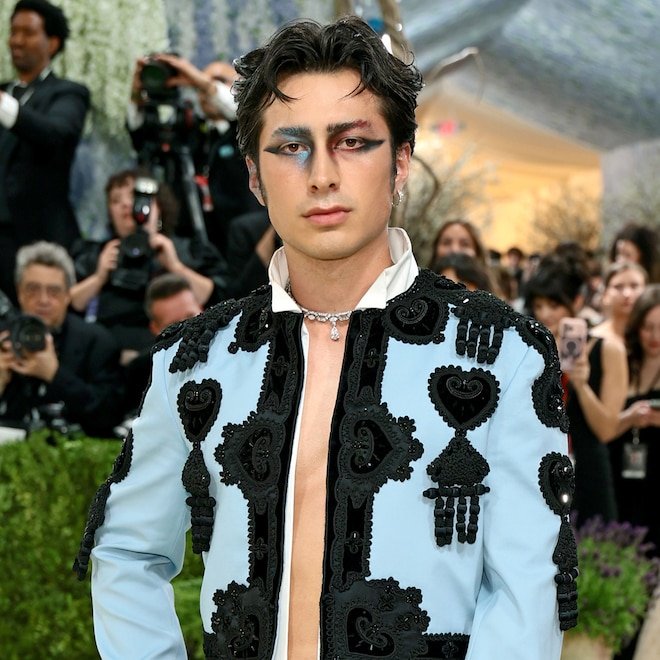 Hudson Williams' Makeup Artist Responds to Haters of Met Gala Look