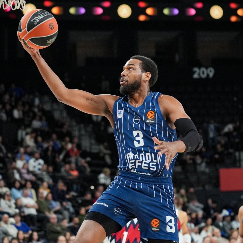 "Anadolu Efes, Olympiakos ile karşı karşıya gelecek!"