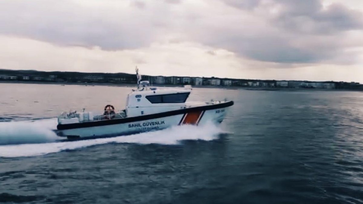 "Denizde rahatsızlanan yolcunun tahliyesi: Sahil Güvenlik tarafından gerçekleştirildi"