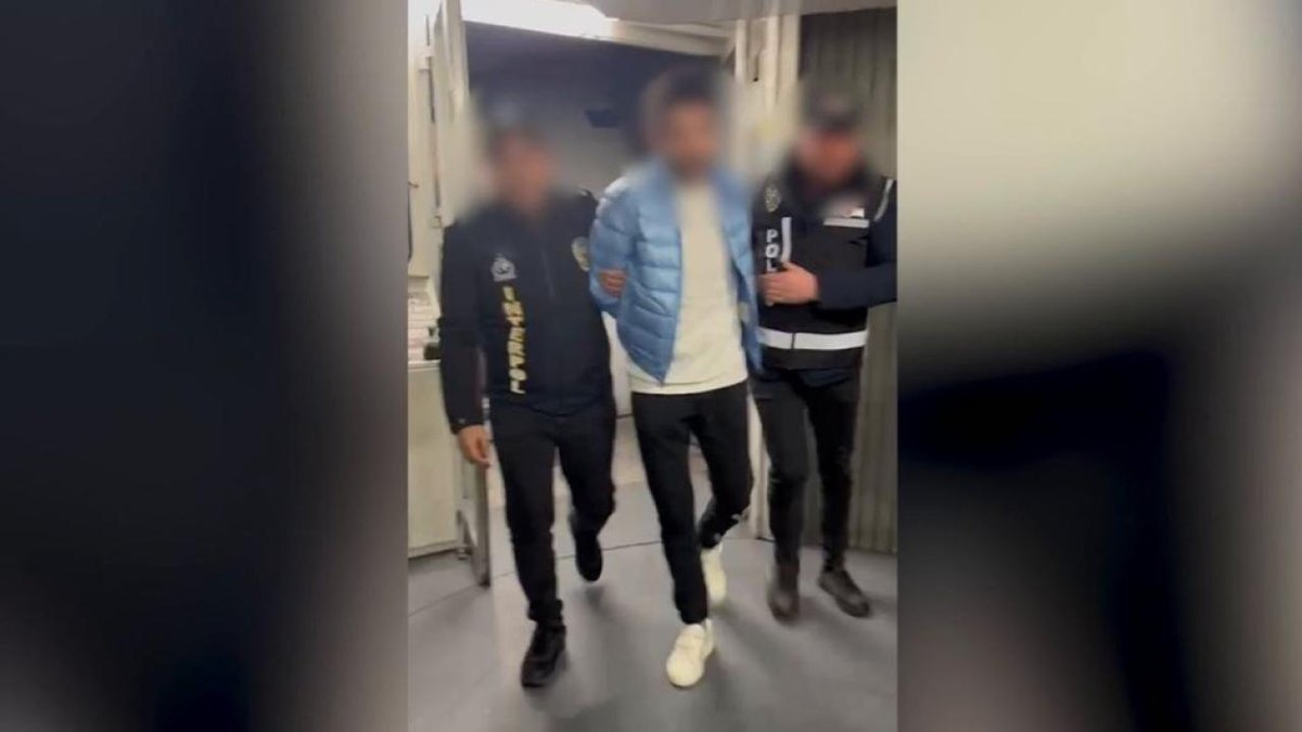Suç çetesi başı Serdar Sertçelik, Türkiye'ye iade edildi