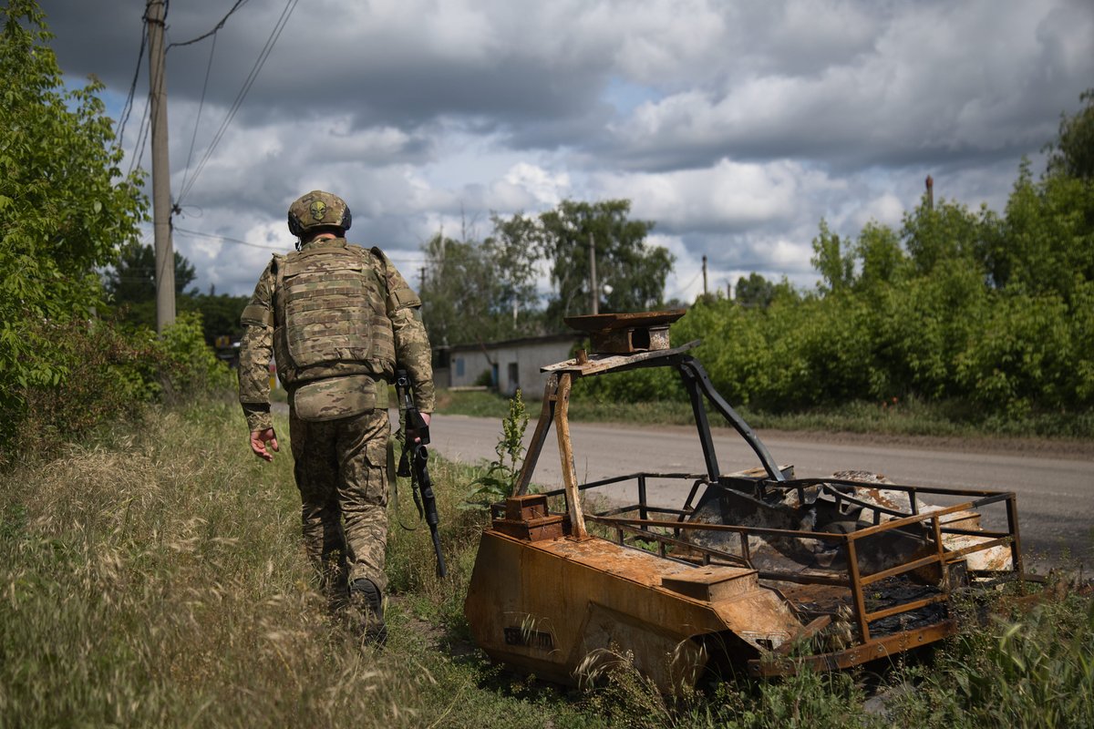 Ukrainian operators say troops don't need a bunch: of different war robots. They need more services.
