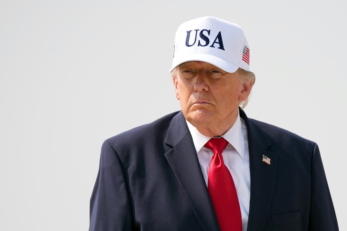 Trump says US will reinstate blockade on Strait of Hormuz and impose a 20% fee on all cargo