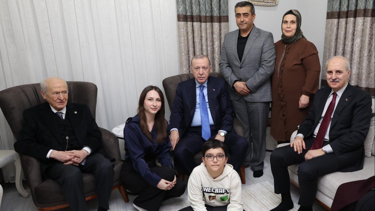 Cumhurbaşkanı Erdoğan, Osmaniye'de deprem mağduru ailelerle bir araya geldi