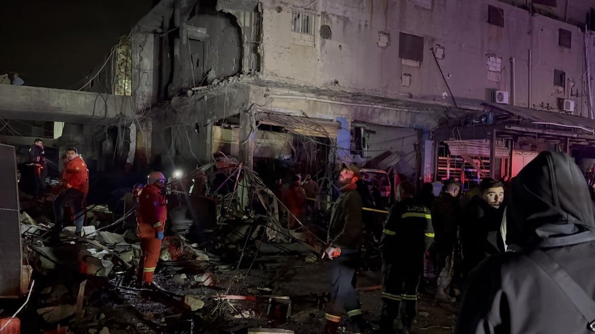"İsrail Silahlı Kuvvetleri, Lübnan'ın: güney bölgesine saldırıda bulundu"