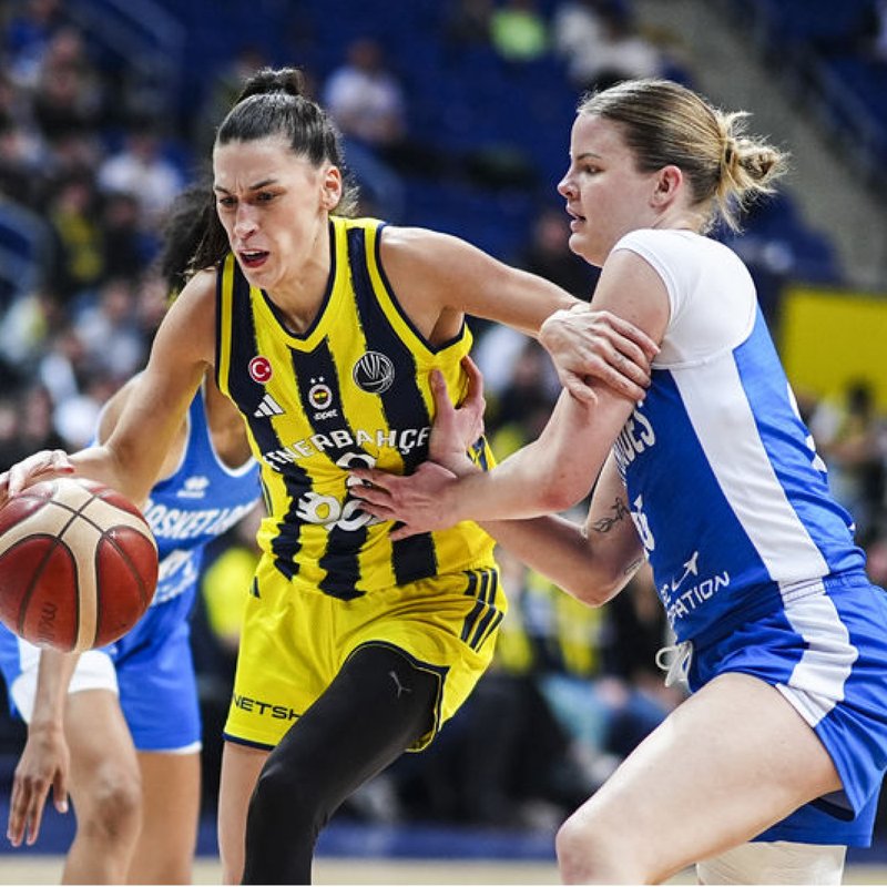 Fenerbahçe Opet, grubunu lider olarak tamamladı!