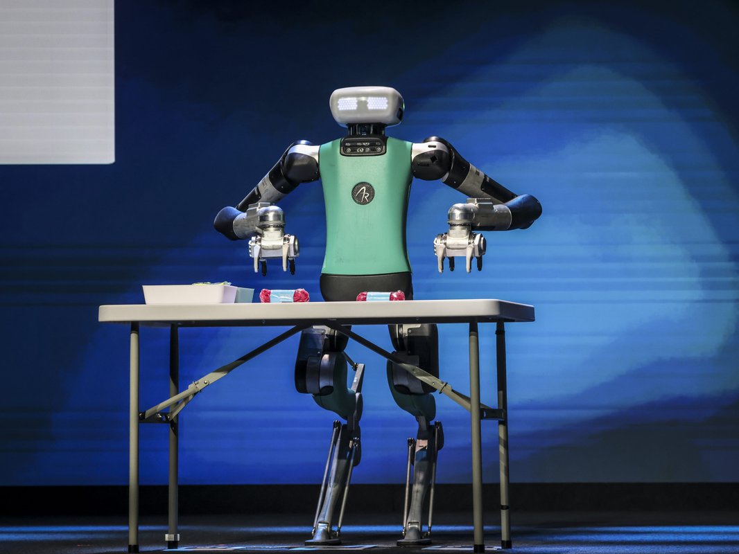 Humanoid robot startup Agility Robotics is going public: at a $2.5 billion valuation via a SPAC