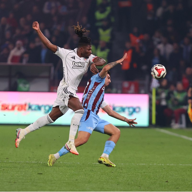 "PFDK, El Bilal Toure'ye İki Maç Süreyle Oynama Yasağı Getirdi"