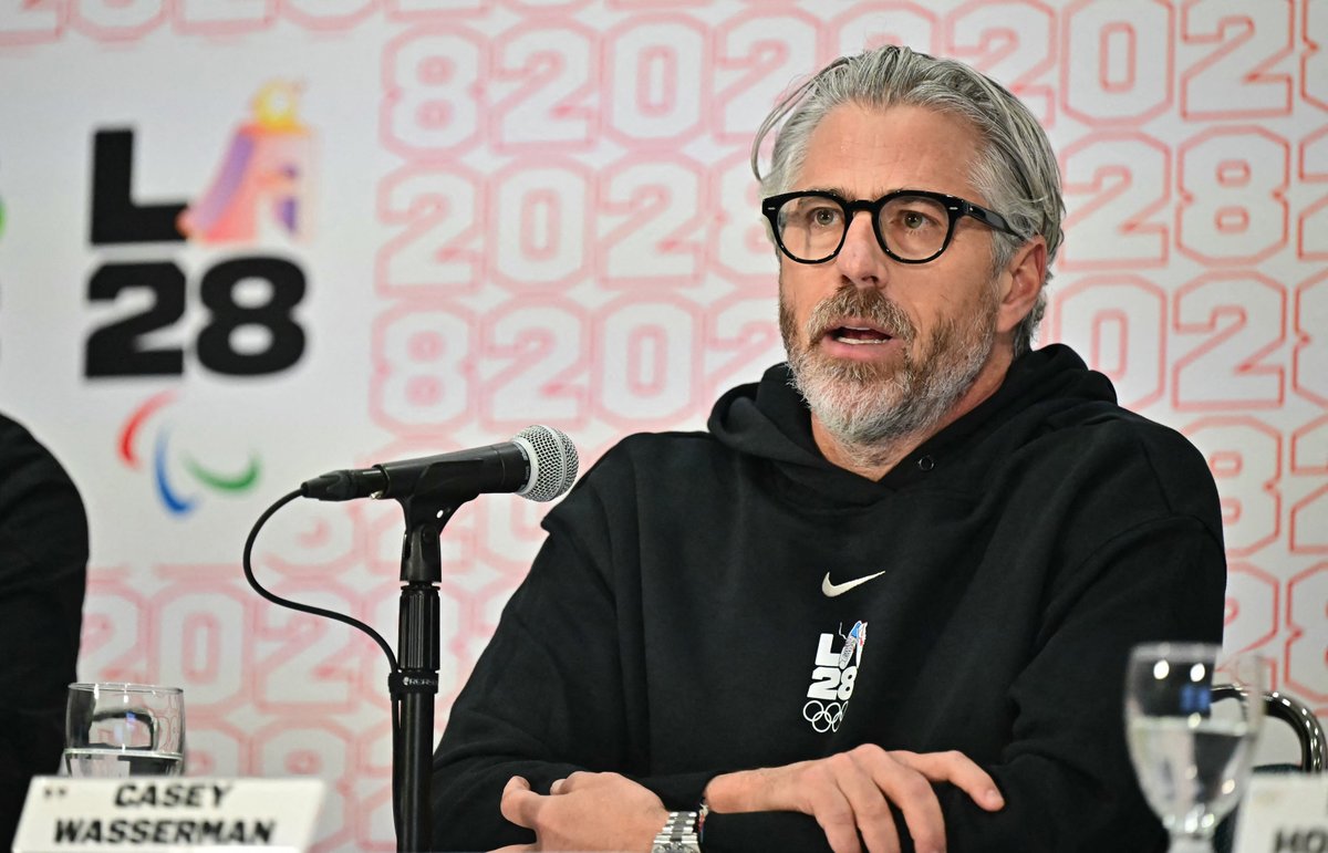 Read the memo: Talent agent Casey Wasserman tells staff he's selling his company after Epstein files fallout