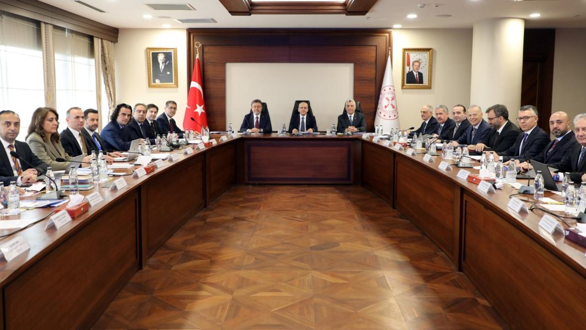 Gıda Komitesinin Toplantısı, Hazine ve Maliye Bakanı Şimşek'in Ev Sahipliğinde oldu