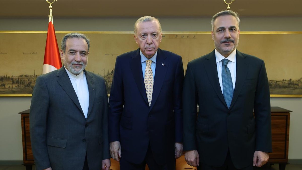 Cumhurbaşkanı Erdoğan, Arakçi ile bir araya geldi