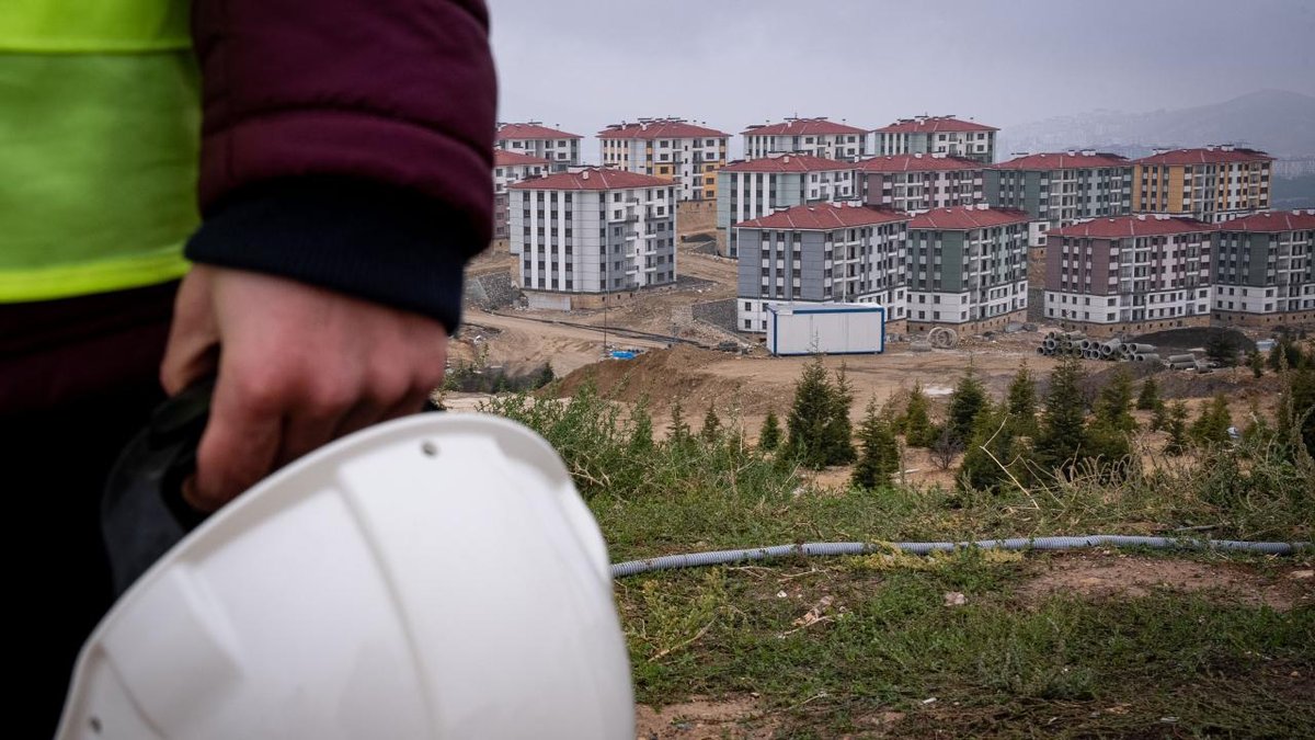 "Bakan Kurum, yüzyılın inşaatında öne çıkan isimleri açıkladı"