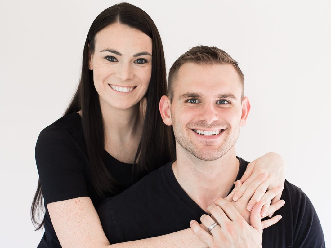 High-school sweethearts started a blog while carrying $40,000 in student debt. By 30, their net worth topped $1 million.