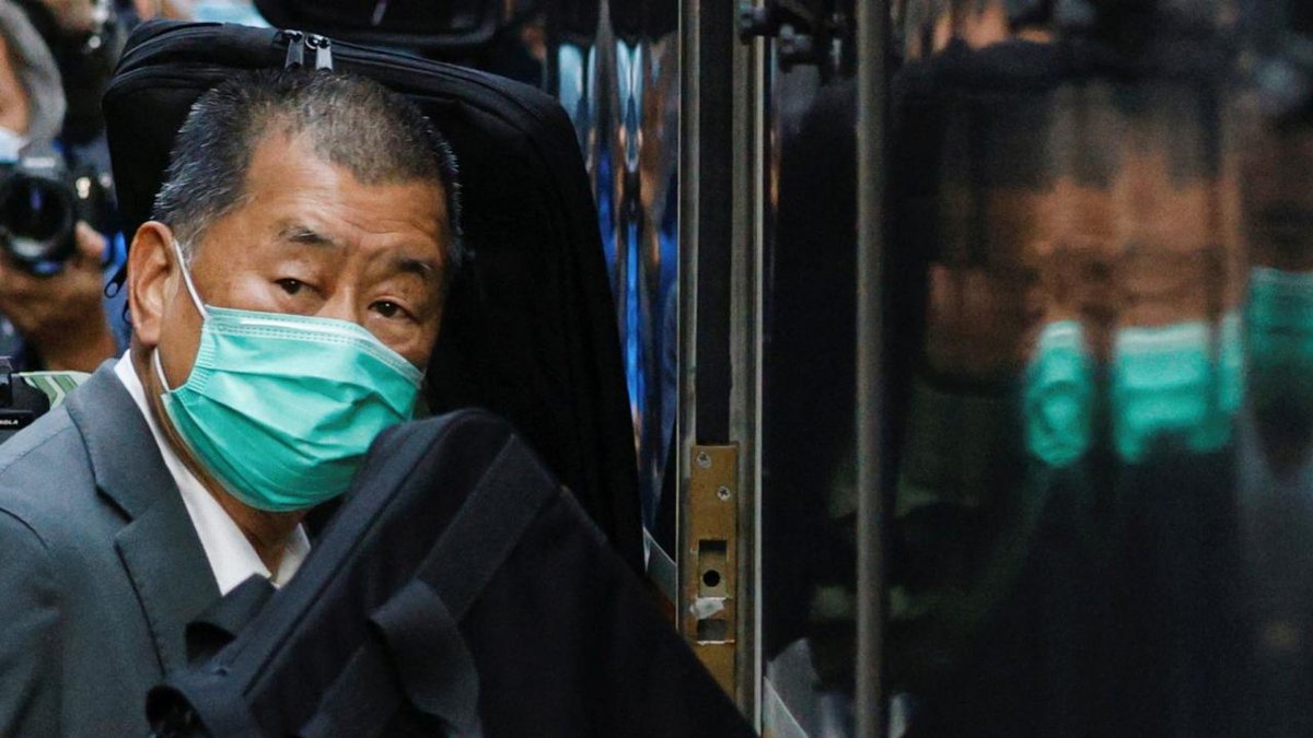 "Hong Kong'da medya sahibi Jimmy Lai, yirmi yıl hapis cezasına çarptırıldı"