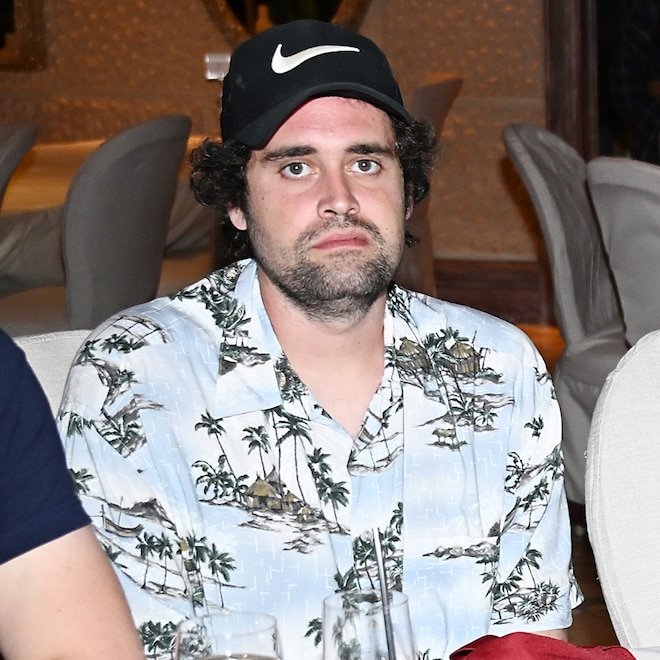 Nick Reiner'in Ailesi, Avukatın Davadan Çekilmesinin Ardından belirtti