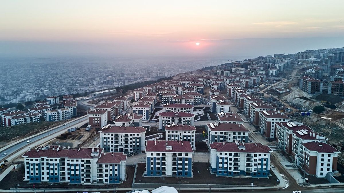 "Asrın yenileme projelerine 3 yıl içerisinde 3,6 trilyon lira bütçe ayrıldı"
