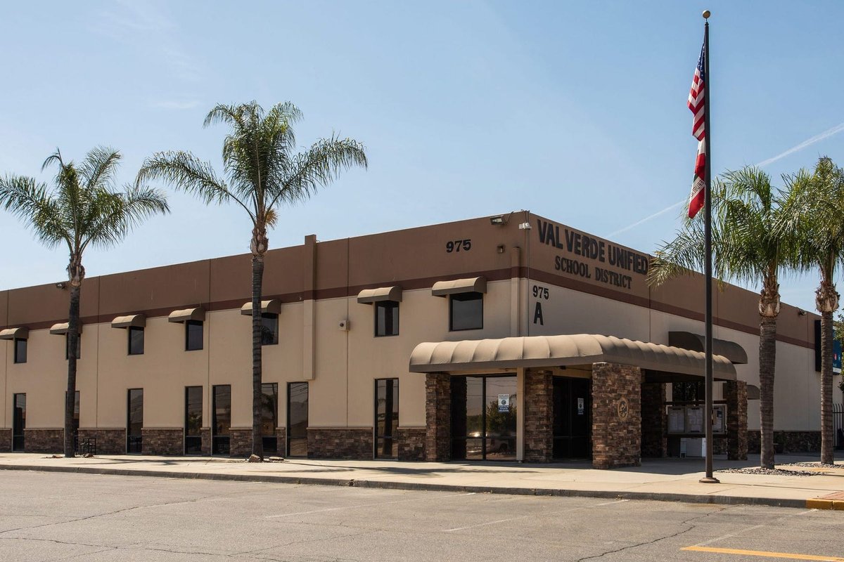 Feds opened probe of California: school district's diplomas for Chinese students