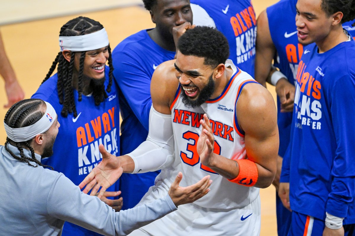 An NYC bar promised free drinks if the Knicks: win. Its owner is using Kalshi to hedge the risk.