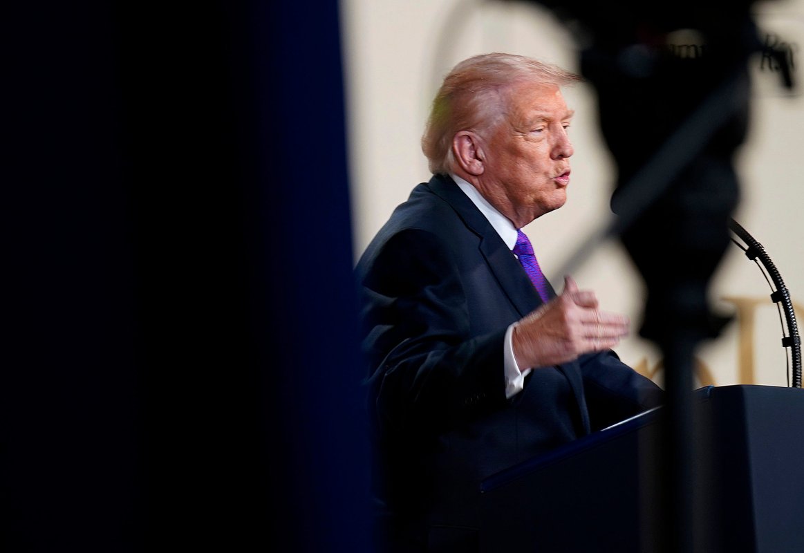 Trump'ın hemşireler için öğrenci kredilerini sınırlama tasarısı, geri ödeme düzenlemesi konusundaki kamuoyunun görüşlerini etkiliyor.