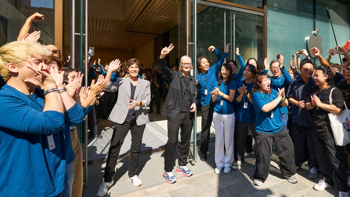 Tim Cook, Nike'a tatil döneminde büyük bir destek sağladı