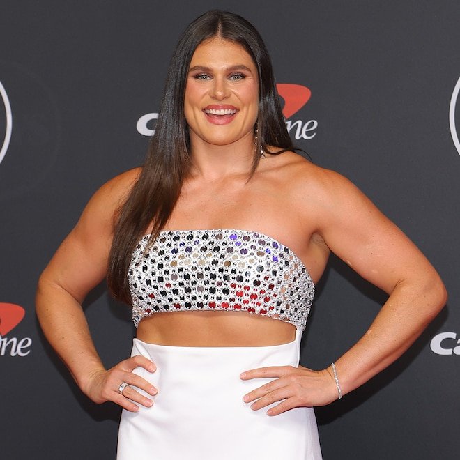Ilona Maher Proves She's: the Ultimate Maxxinista at ESPYS 2026