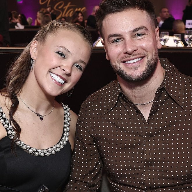 Chris Hughes, JoJo Siwa ile olası bir Noel nişanı hakkında konuştu