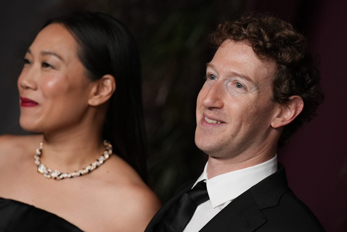 Mark Zuckerberg is king… of an Irish castle near a Meta office