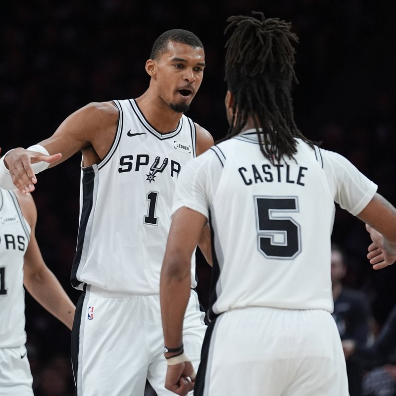 Spurs konferans finaline yükseldi!