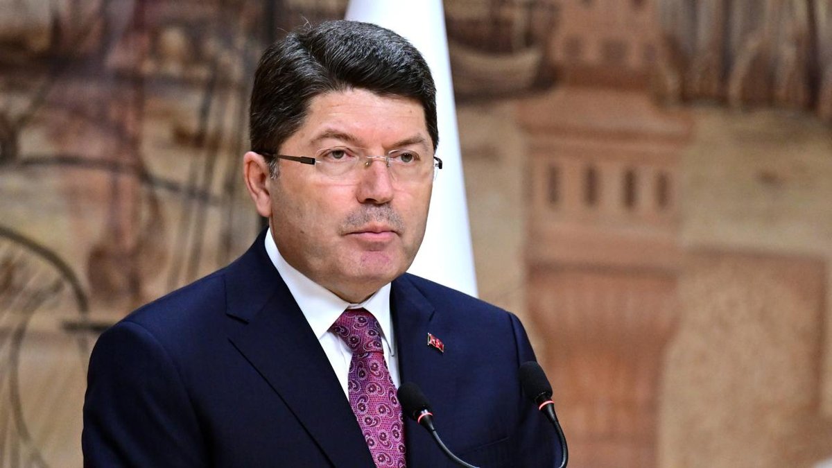 Adalet Bakanı Tunç, Atlas'ın yakınlarıyla bir araya geldi