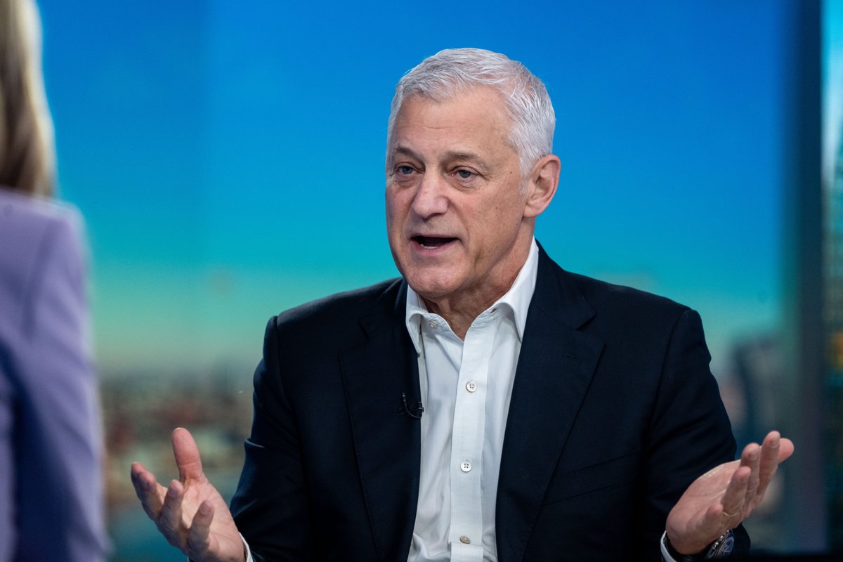 The CEO of Standard Chartered says he's: sorry for his 'lower value human capital' comments