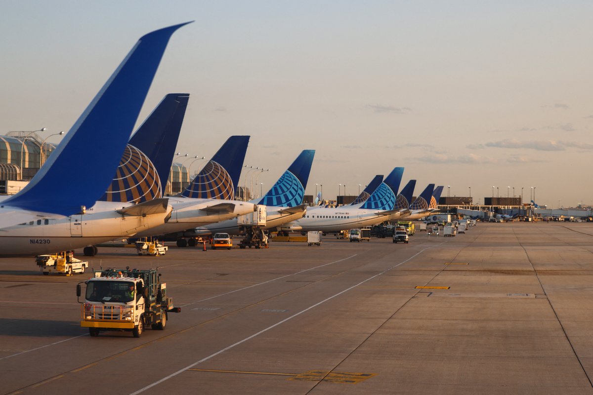 'Everybody is switching': A United exec took aim at American as the airlines battle at Chicago O'Hare