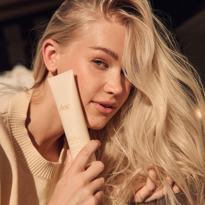 The Lazy-Girl Heatless Hair Styles That Still Look So Put-Together
