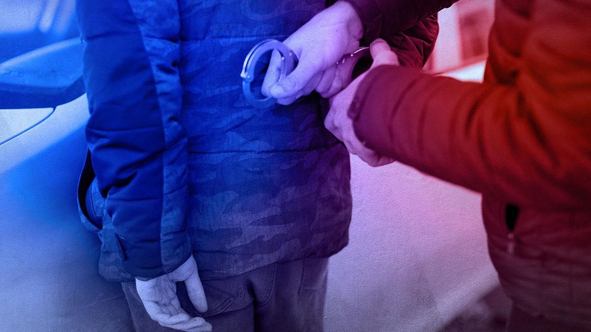 Kahramanmaraş'ta Atatürk'e saldırıda bulunan üç şüpheli gözaltına alındı ve tutuklandı.