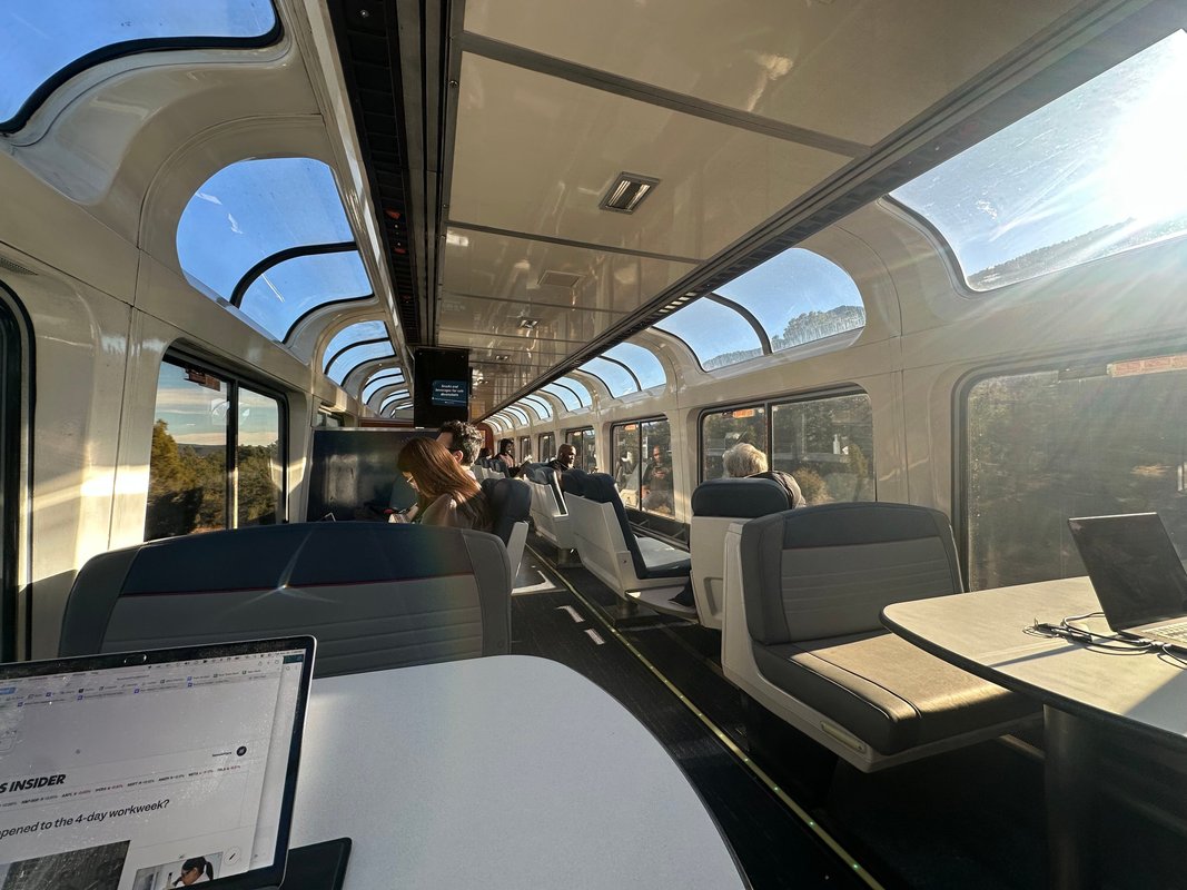 "Bir Amtrak treninde uzaktan çalışma deneyimim: Harika manzaralar, lakin keşke 3 şeyi bilseydim."