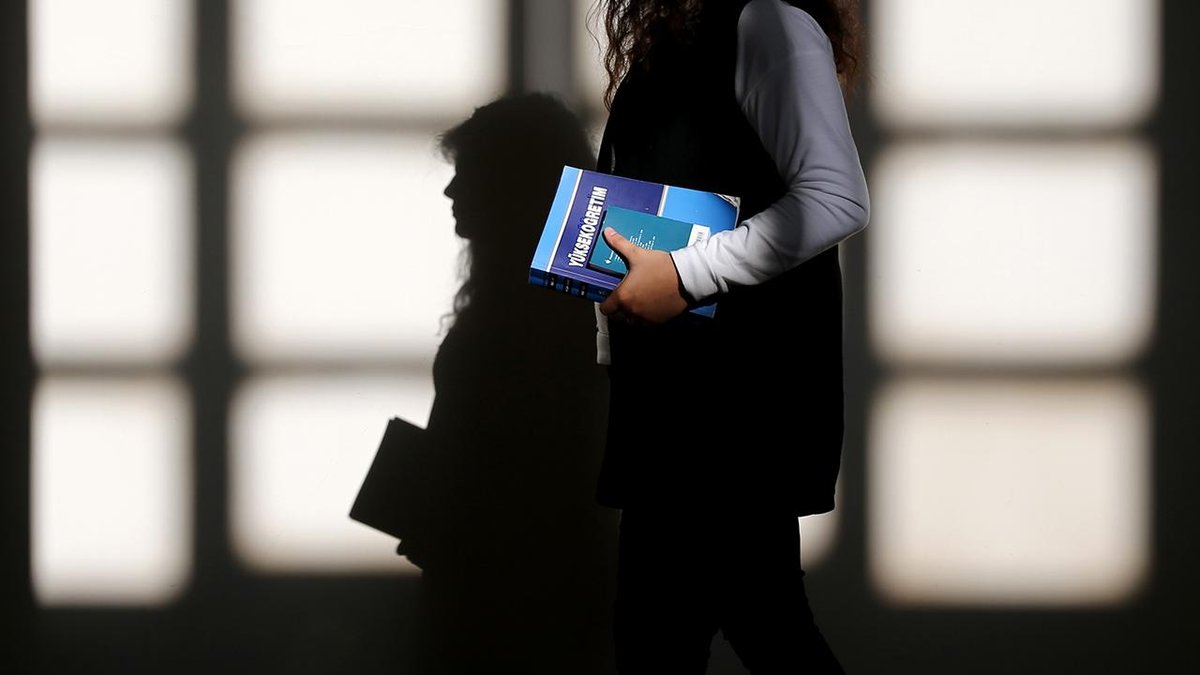 "Burs ile kredi ödemeleri 6 Ocak'tan itibaren yapılacak"