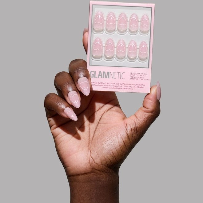 These Press-on Nails Survived Airport Travel. Yes, Really
