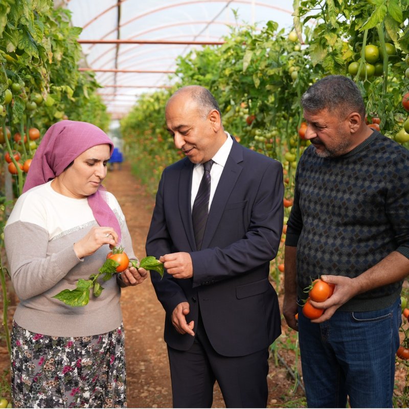 "Bitki Koruma Ürünleri: Testini Kendi Laboratuvarında olduriyor"