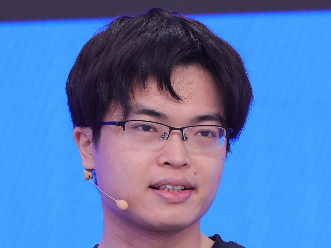 The 4 qualities that make the Moonshot AI: founder so exceptional, according to his Ph.D. advisor